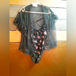Freebie Small lingerie and sheer black lace robe Intimate Morningsides  floral